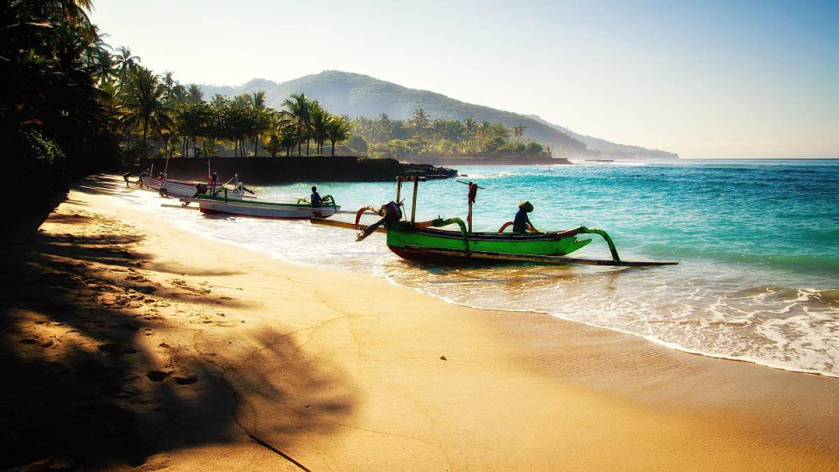 Nyepi Day, a Csend Napja - Minden évben ezen a napon a turisták sem hagyhatják el a szállodájukat Balin - Ogoh Ogoh ünnepség - Balinéz Újév